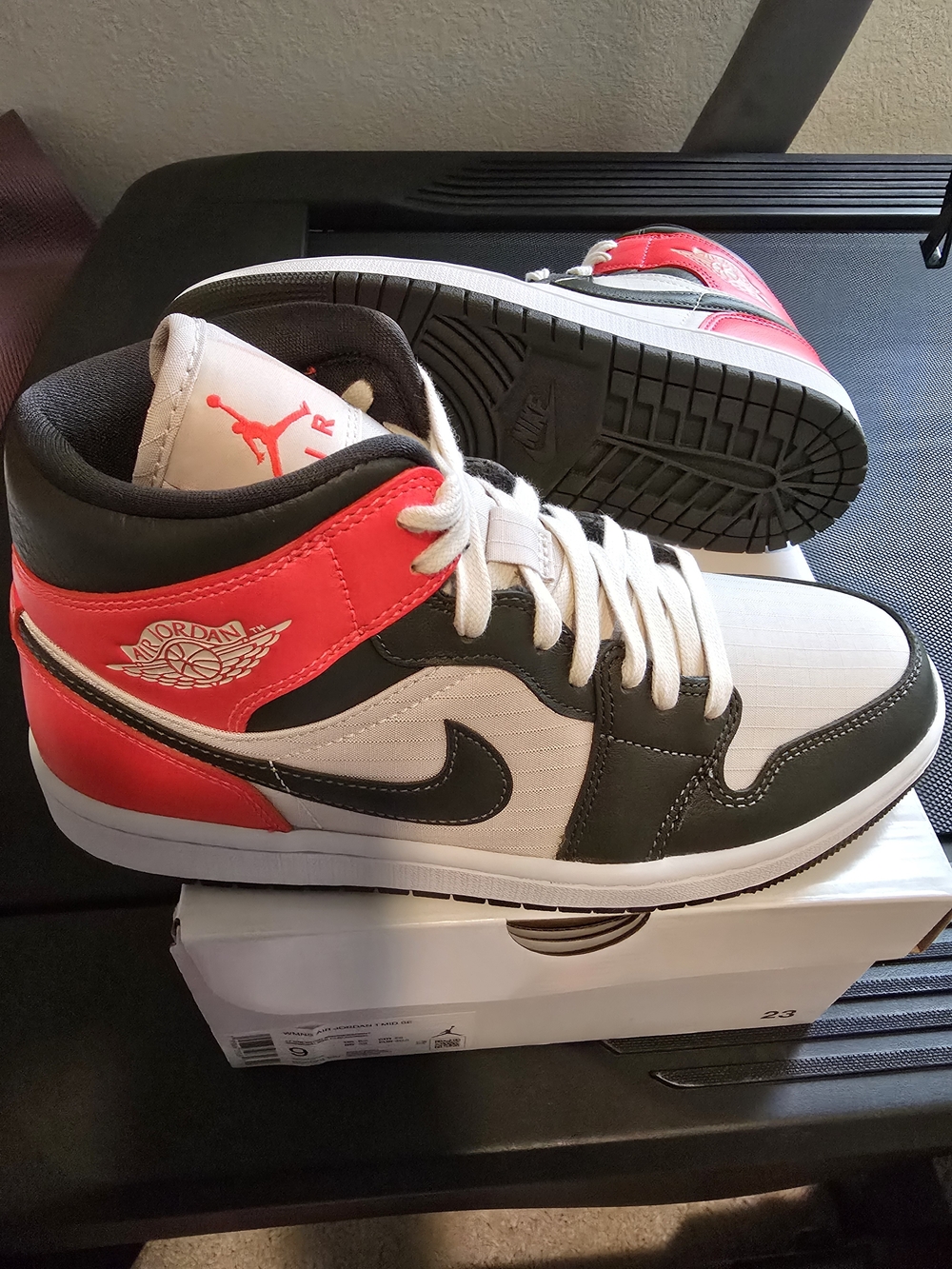 Jordan WOMENs' Mid-Top Sneakers - White, Black & Red